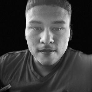 Meet your Posher, Corina